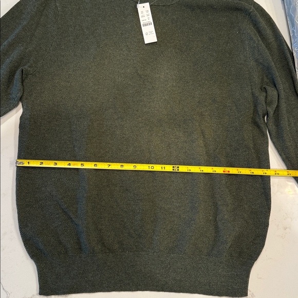J. Crew Men's Olive Crewneck Sweater - Picture 10 of 13